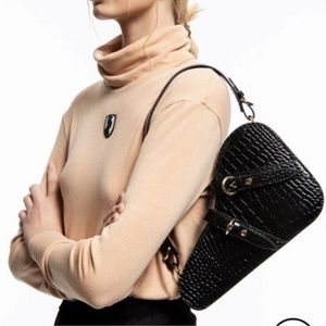 VHNY Vivienne Hu Purse Black Leather Textured (alligator) Retro Styling